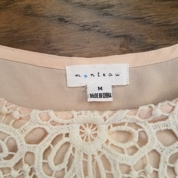 Monteau blush crop top with crochet front overlay - Picture 3 of 5